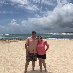 Meet your Poshers, Chris & Morgan